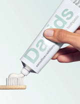 Davids Sensitive+Whitening Nano-Hydroxyapatite Premium Toothpaste / Peppermint / 4 oz