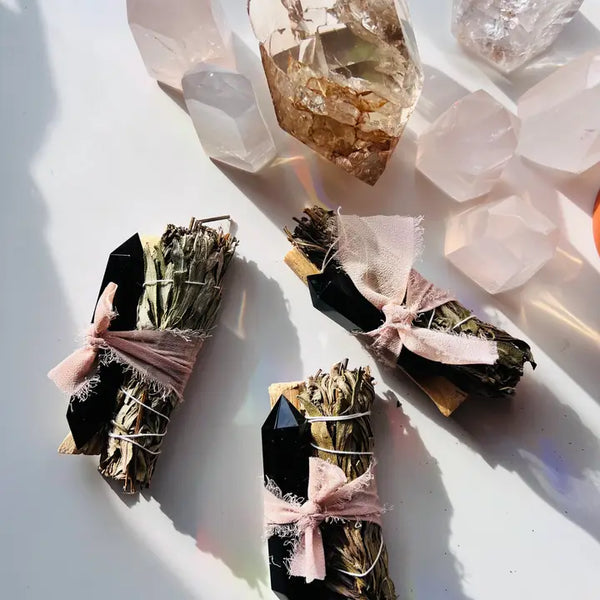 Wild Lavender Leaf, Palo Santo, Obsidian Point Smudge Bundle